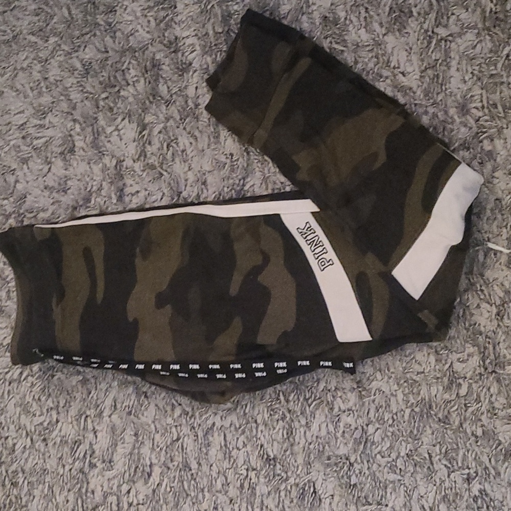 Victoria Secret Pink Camouflage Leggings